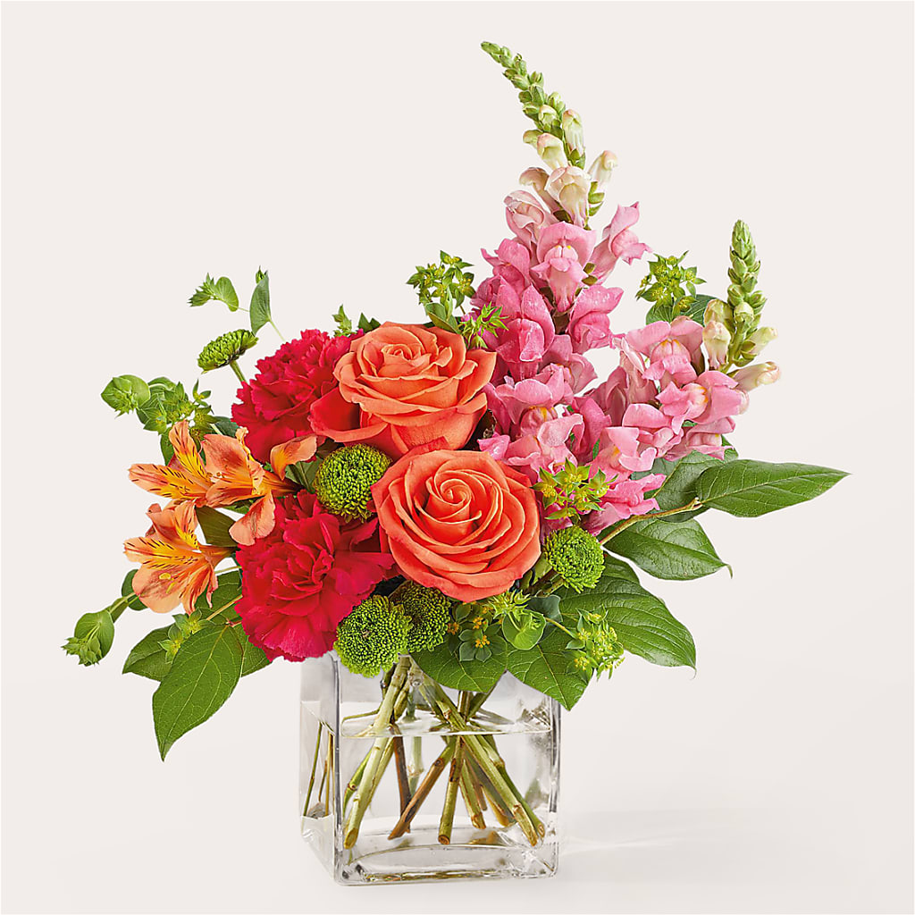 Cosmopolitan Bouquet – Flowers By Karen Inc, Ocean Springs MS