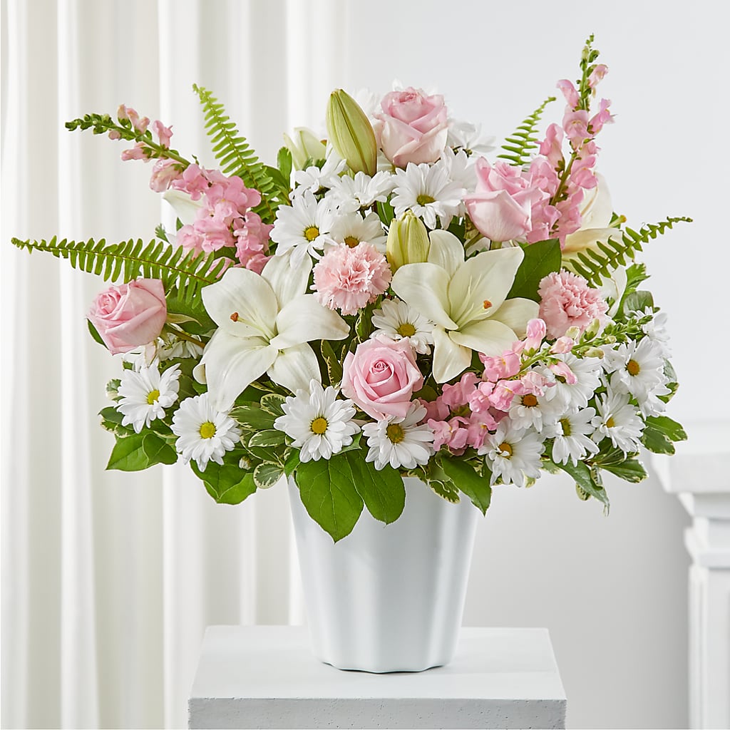 Soft Touch Tabletop Basket – Flowers By Karen Inc, Ocean Springs MS