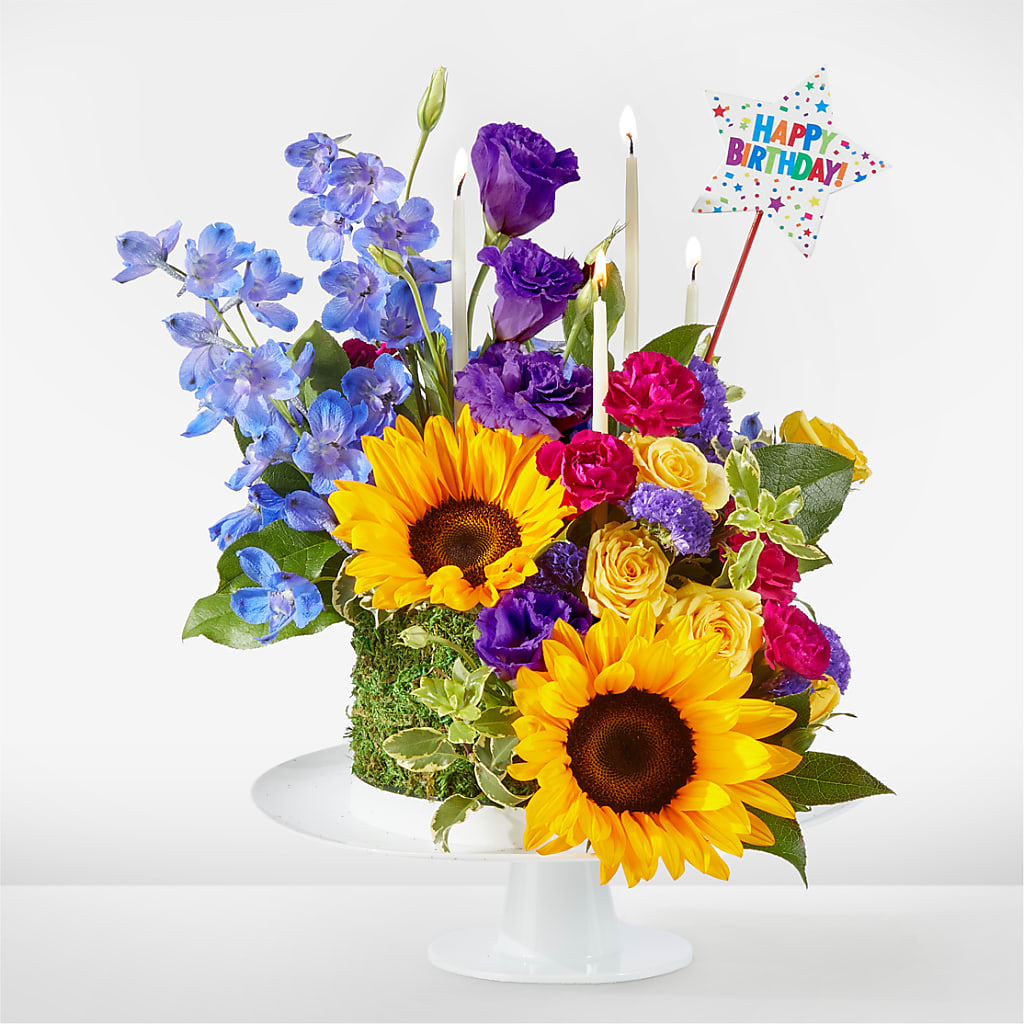 Star of the Day Floral Cake – Flowers By Karen Inc, Ocean Springs MS