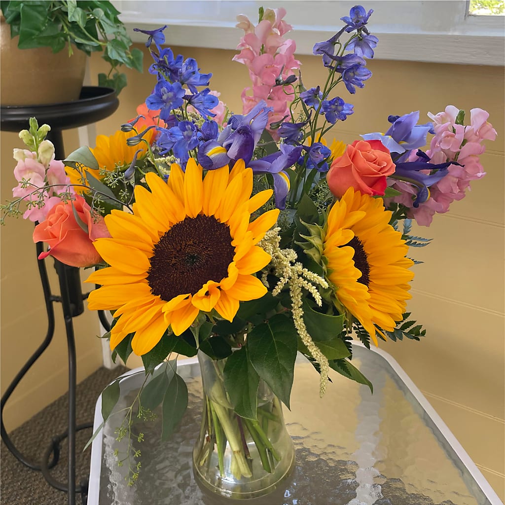 Rays of Life Bouquet –  Flowers By Karen Inc, Ocean Springs MS