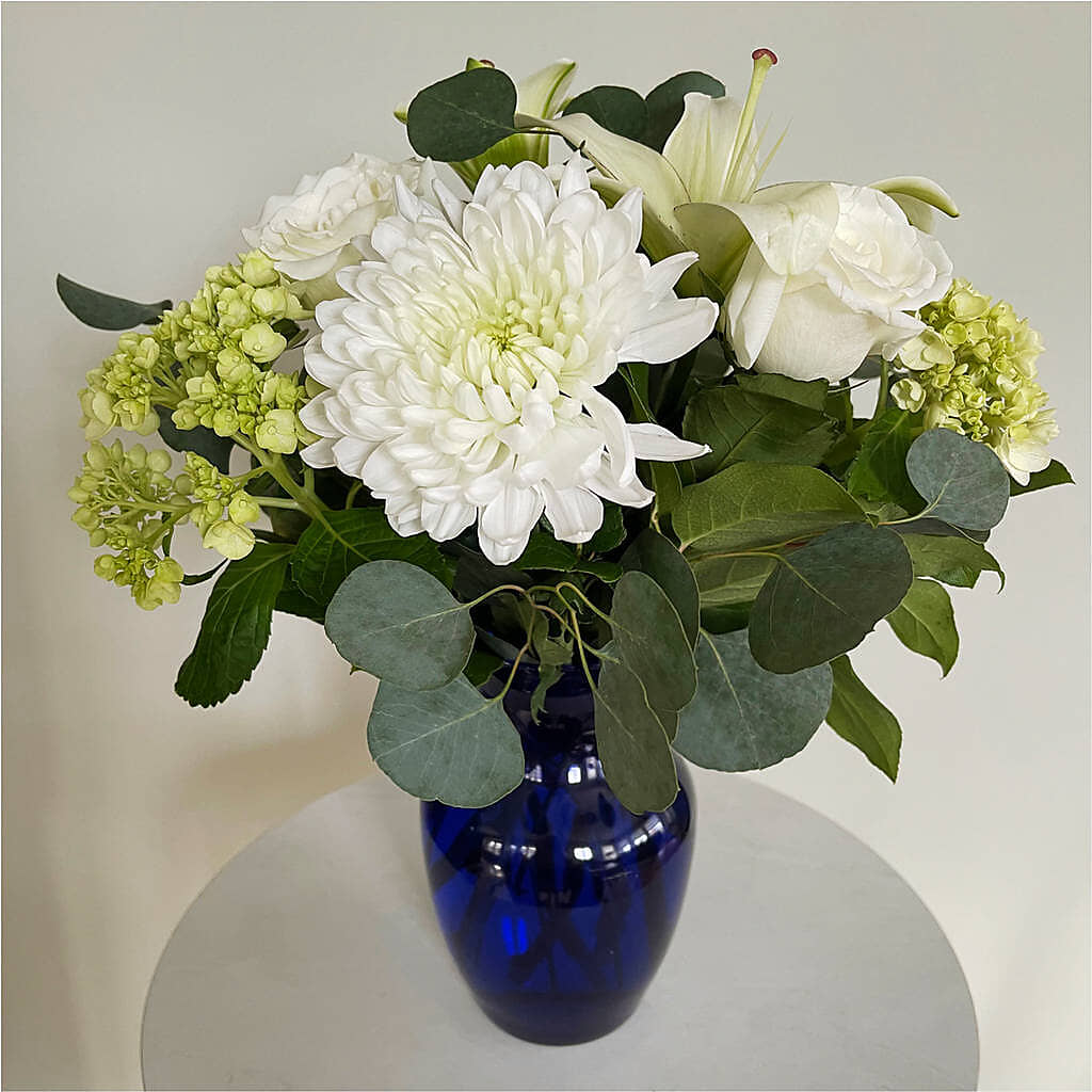 Snowy Dreams Bouquet –  Flowers By Karen Inc, Ocean Springs MS