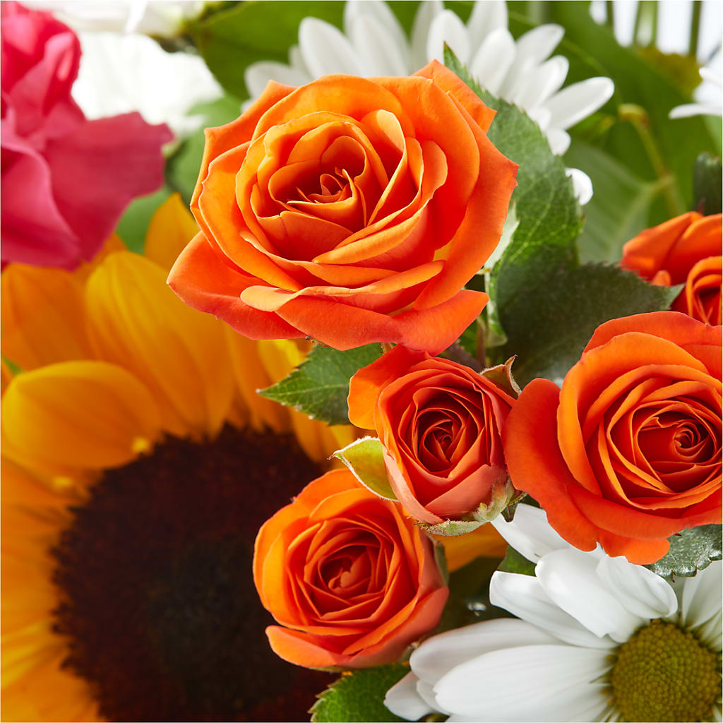 Sun-drenched Blooms Bouquet –  Flowers By Karen Inc, Ocean Springs MS