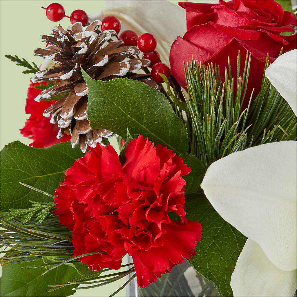Glistening Icicles Bouquet –  Flowers By Karen Inc, Ocean Springs MS