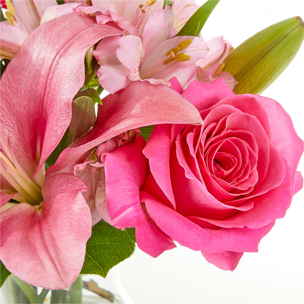 Lots of Love Bouquet –  Flowers By Karen Inc, Ocean Springs MS