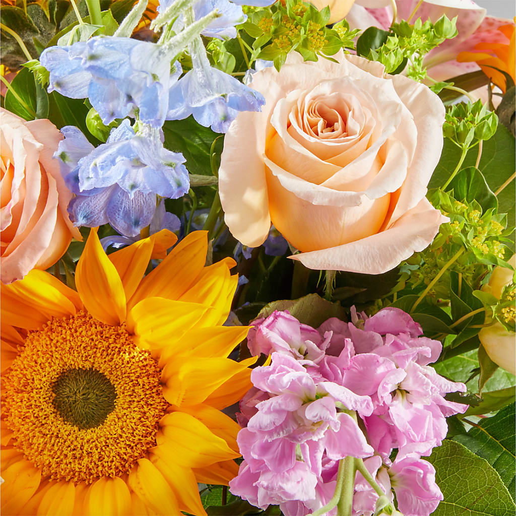 Dreamy Meadows Bouquet –  Flowers By Karen Inc, Ocean Springs MS